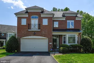 6087 Piney Woods Ct, Alexandria, VA 22315 - Photo 1