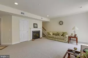 6087 Piney Woods Ct, Alexandria, VA 22315 - Photo 18