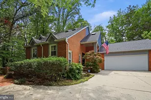 5610 Cavalier Woods Ln, Clifton, VA 20124 - Photo 1