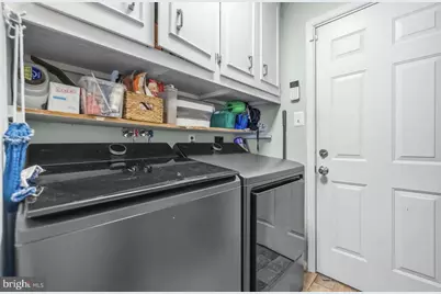 8853 Applecross Lane, Springfield, VA 22153 - Photo 18