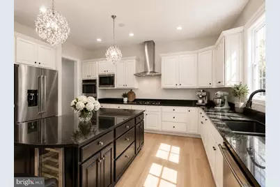 904 Locust Street, Herndon, VA 20170 - Photo 12