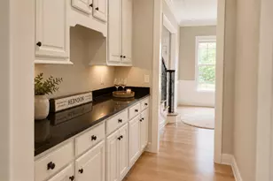 904 Locust St, Herndon, VA 20170 - Photo 18