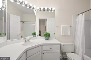 4405 Fair Stone Dr, Fairfax, VA 22033 - Photo 14