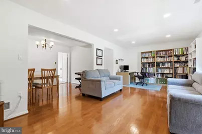 3695 Persimmon Circle, Fairfax, VA 22031 - Photo 22