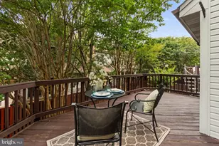 6312 Chaucer View Cir, Alexandria, VA 22304 - Photo 12