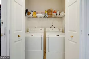 12729 Fair Crest Ct, Fairfax, VA 22033 - Photo 26