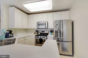 12729 Fair Crest Ct, Fairfax, VA 22033 - Photo 18