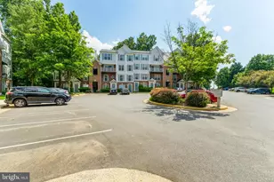 12729 Fair Crest Ct, Fairfax, VA 22033 - Photo 4