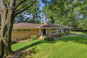 6533 Copa Ct, Falls Church, VA 22044 - Photo 2