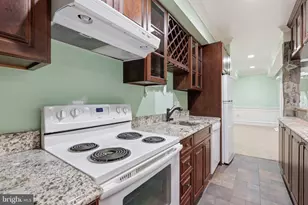 8813 Oak Leaf Dr, Alexandria, VA 22309 - Photo 46