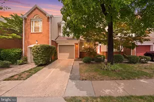 1902 Duffield Ln, Alexandria, VA 22307 - Photo 1