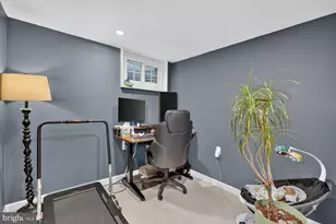 6301 Chimney Wood Ct, Alexandria, VA 22306 - Photo 14