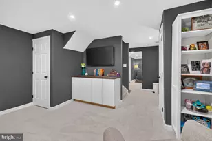 6301 Chimney Wood Ct, Alexandria, VA 22306 - Photo 16