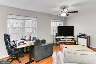 7844 Snead Ln, Falls Church, VA 22043 - Photo 12