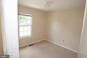 6128 Hoskins Hollow Cir, Centreville, VA 20121 - Photo 20
