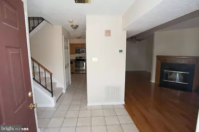 6128 Hoskins Hollow Circle, Centreville, VA 20121 - Photo 8