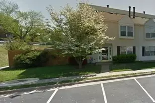 6128 Hoskins Hollow Cir, Centreville, VA 20121 - Photo 1