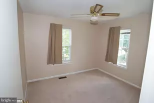 6128 Hoskins Hollow Cir, Centreville, VA 20121 - Photo 22
