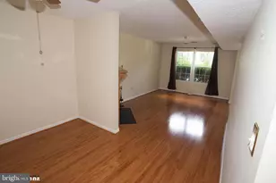 6128 Hoskins Hollow Cir, Centreville, VA 20121 - Photo 4