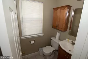 6128 Hoskins Hollow Cir, Centreville, VA 20121 - Photo 12