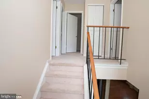 6128 Hoskins Hollow Cir, Centreville, VA 20121 - Photo 18