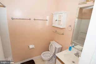 6128 Hoskins Hollow Cir, Centreville, VA 20121 - Photo 30
