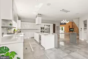 6600 Reserves Hill Ct, Annandale, VA 22003 - Photo 22