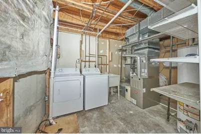 14426 Four Chimney Drive, Centreville, VA 20120 - Photo 34