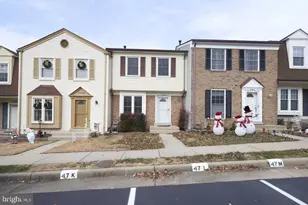 14426 Four Chimney Dr, Centreville, VA 20120 - Photo 2
