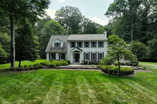 629 Utterback Store Rd, Great Falls, VA 22066 - Photo 1
