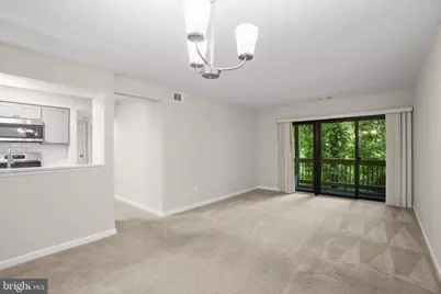 5818 Royal Ridge Drive #M, Springfield, VA 22152 - Photo 4