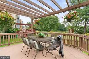 7190 Lake Cove Dr, Alexandria, VA 22315 - Photo 36