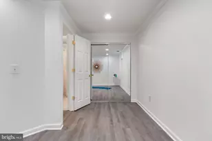 7190 Lake Cove Dr, Alexandria, VA 22315 - Photo 32
