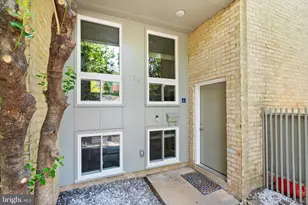 11041 Saffold Way, Reston, VA 20190 - Photo 2