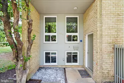 11041 Saffold Way, Reston, VA 20190 - Photo 4
