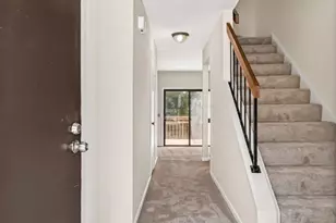 11859 Coopers Ct, Reston, VA 20191 - Photo 2