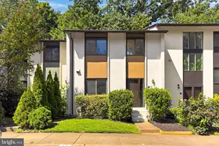 11859 Coopers Ct, Reston, VA 20191 - Photo 1