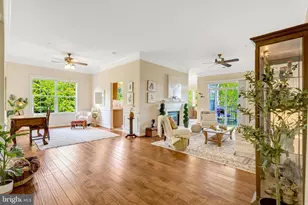 7871 Rolling Woods Ct, Springfield, VA 22152 - Photo 4