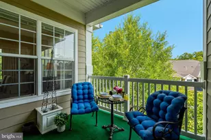 7871 Rolling Woods Ct, Springfield, VA 22152 - Photo 28