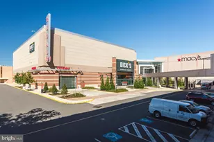 7871 Rolling Woods Ct, Springfield, VA 22152 - Photo 48