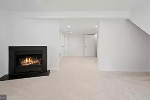 7680 Wolford Way, Lorton, VA 22079 - Photo 18