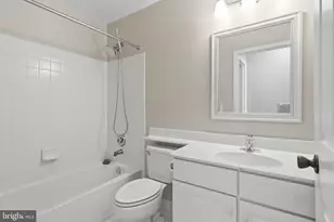 5279 Ballycastle Cir, Alexandria, VA 22315 - Photo 26