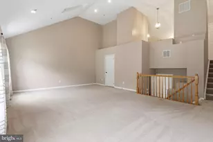 5279 Ballycastle Cir, Alexandria, VA 22315 - Photo 16