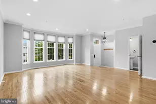 5279 Ballycastle Cir, Alexandria, VA 22315 - Photo 10