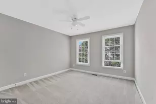 9546 Lagersfield Cir, Vienna, VA 22181 - Photo 38