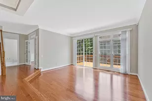 9546 Lagersfield Cir, Vienna, VA 22181 - Photo 18