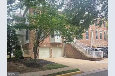 9546 Lagersfield Circle, Vienna, VA 22181 - Photo 2