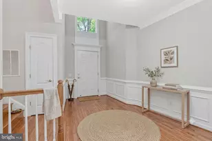 9546 Lagersfield Cir, Vienna, VA 22181 - Photo 4