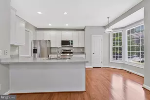9546 Lagersfield Cir, Vienna, VA 22181 - Photo 10