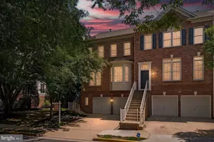 9546 Lagersfield Cir, Vienna, VA 22181 - Photo 2